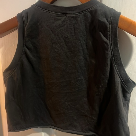 Hollister cropped tee XS nwot 100% cotton - Picture 3 of 5